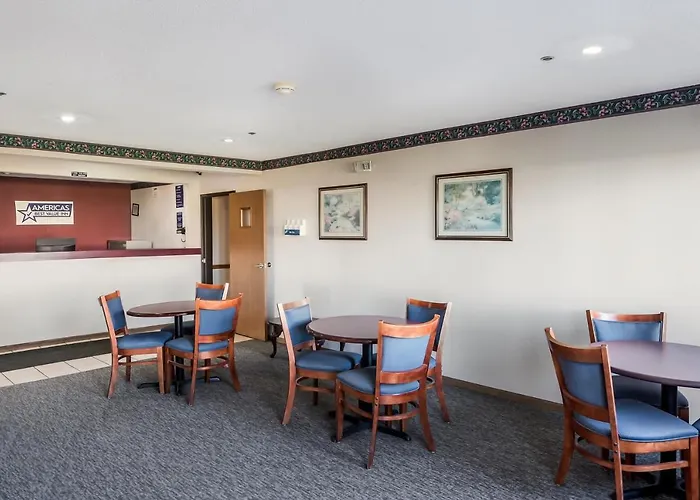 Americas Value Inn-wenona Motel 2*