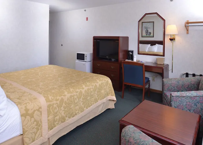 Americas Value Inn-wenona Motel